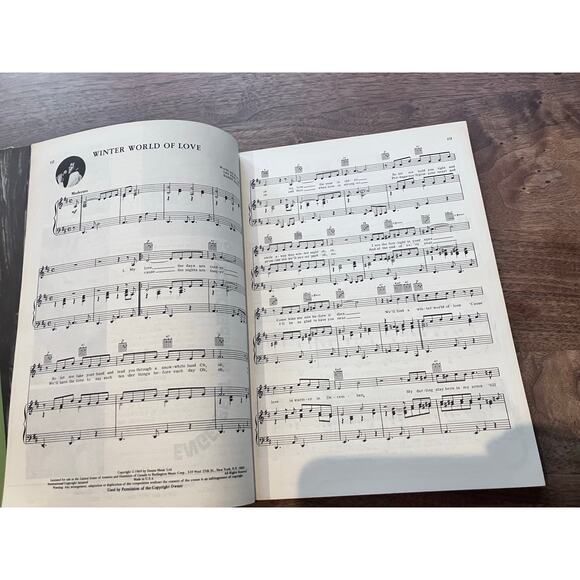 Engelbert Humperdinck Souvenir Program Album Lot 1970s VTG Concert Memorabilia - Picture 6 of 9